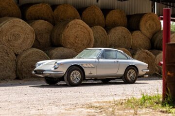 1967 Ferrari 330