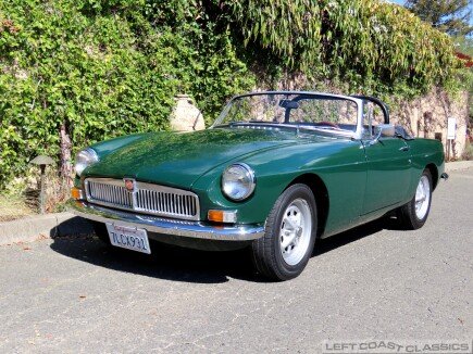 Photo 1 for 1967 MG MGB