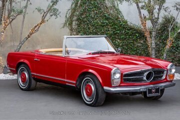 1967 Mercedes-Benz 230SL