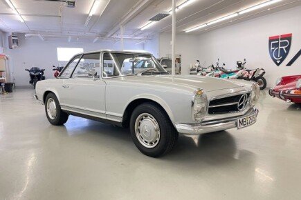 Photo 1 for 1967 Mercedes-Benz 250SL