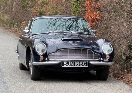 Photo 1 for 1968 Aston Martin DB6