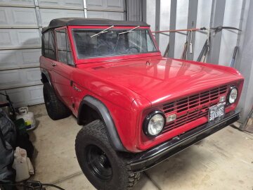 1968 Ford Bronco 4-Door Everglades