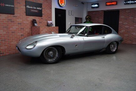 Photo 1 for 1968 Jaguar XK-E
