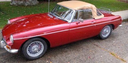 Photo 1 for 1968 MG MGB