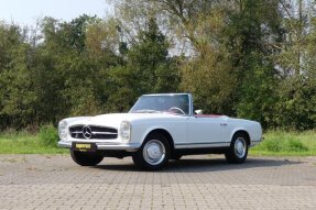 1968 Mercedes-Benz 280SL