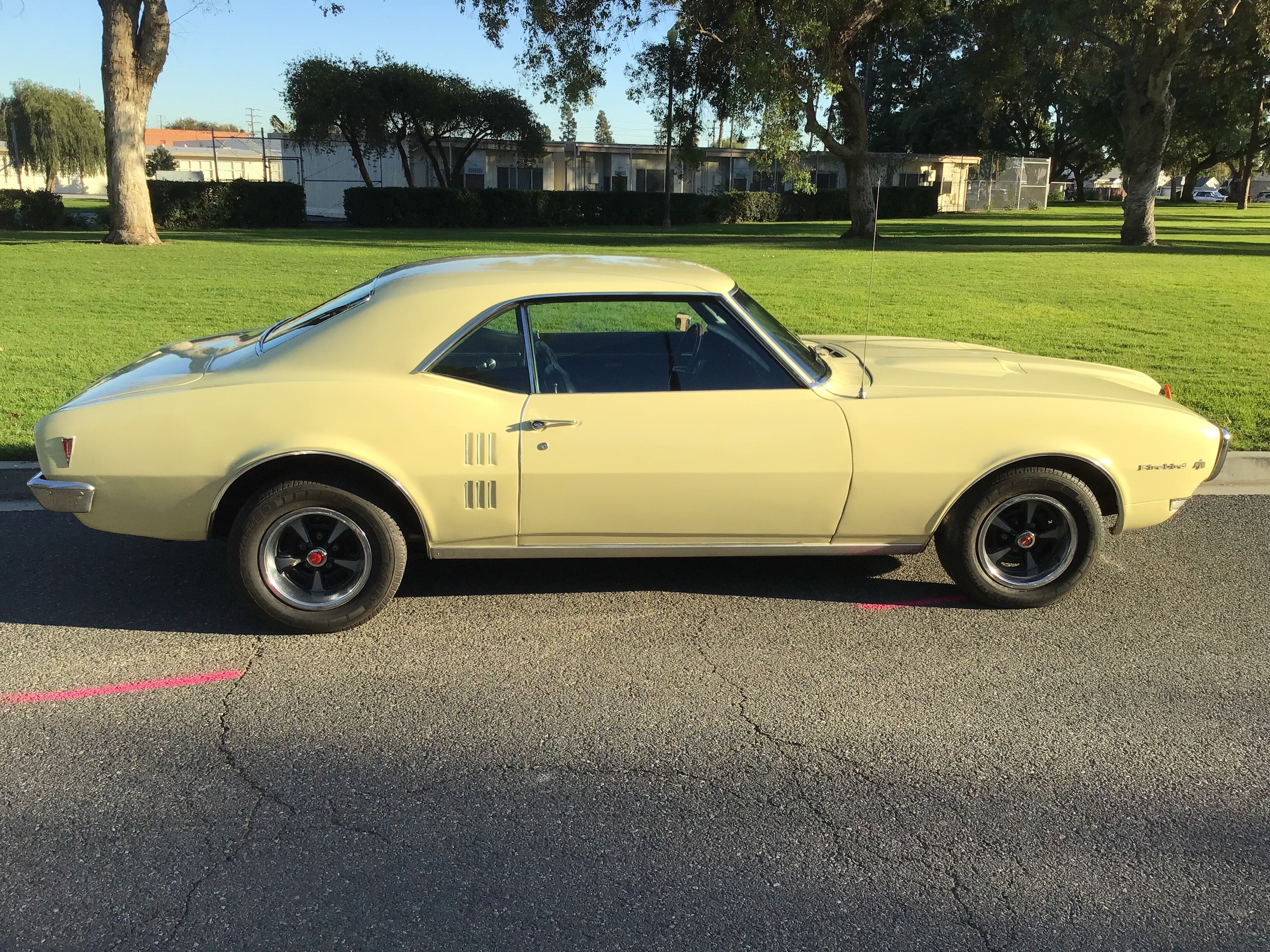1968 Pontiac Firebird Coupe