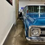 Thumbnail Photo 2 for 1969 Chevrolet Suburban