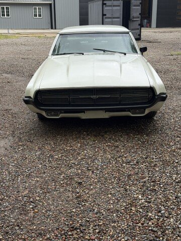 1969 Ford Thunderbird