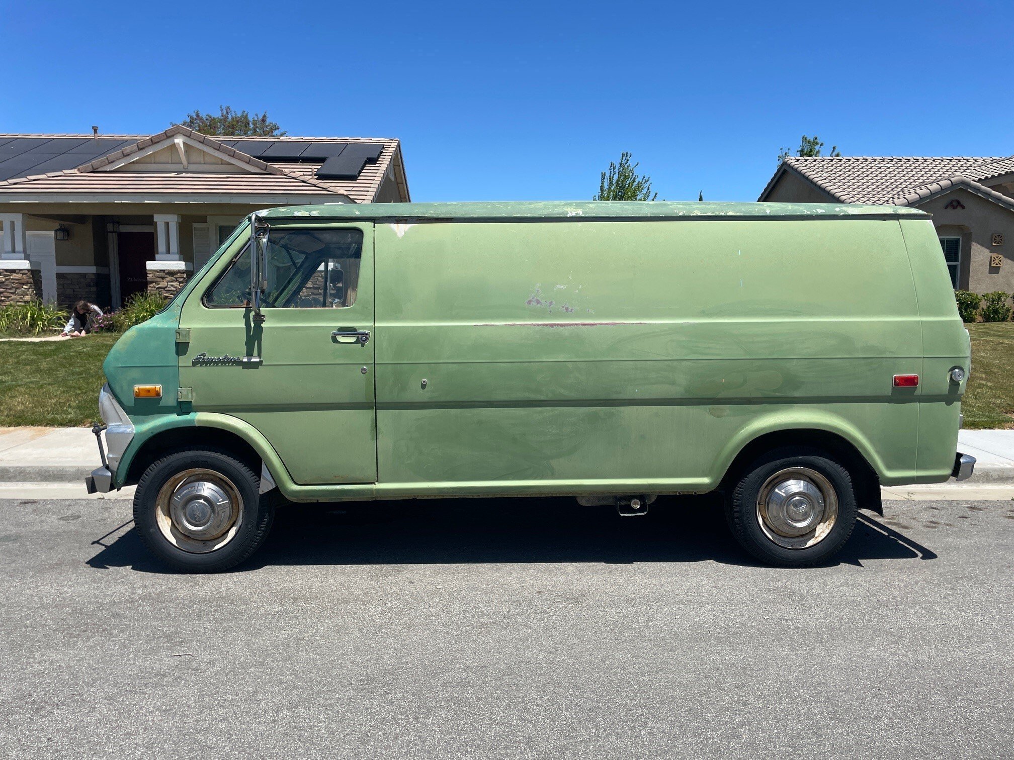 Fashion ford econoline 150 van for