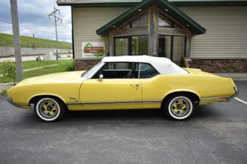 1970 Oldsmobile Cutlass Supreme S Coupe