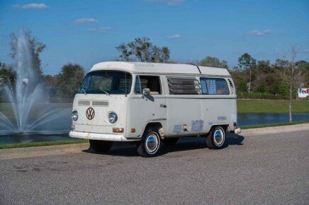 Photo 1 for 1970 Volkswagen Vans