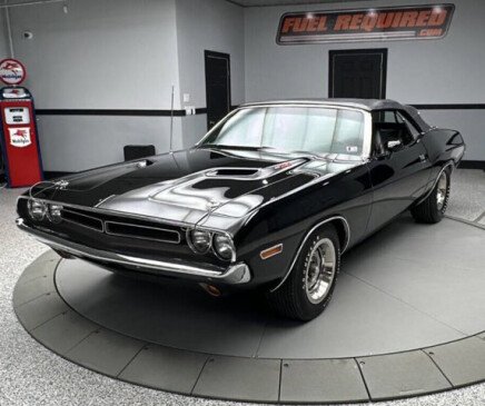 Photo 1 for 1971 Dodge Challenger R/T