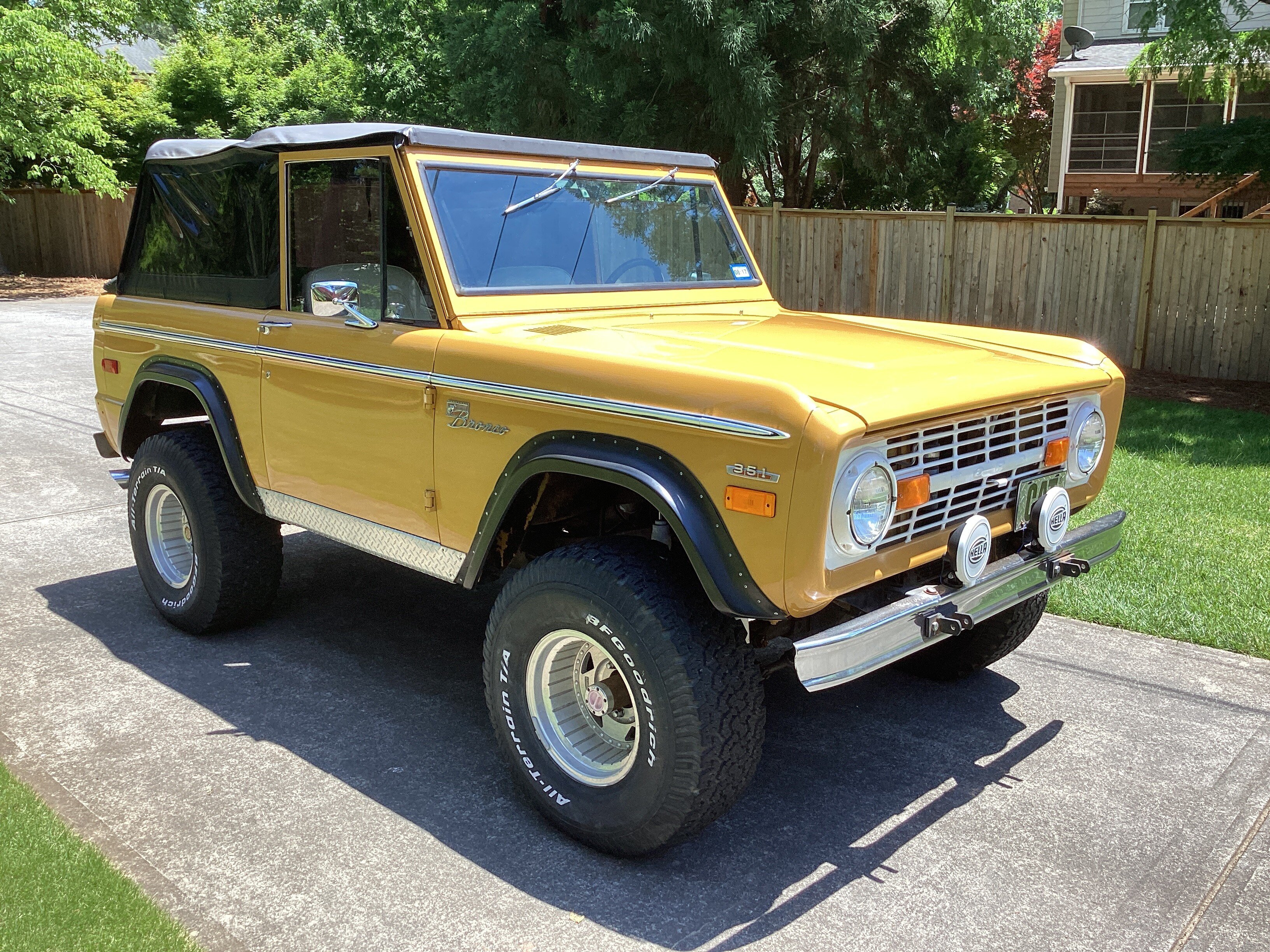 1971 Ford Bronco 2-Door