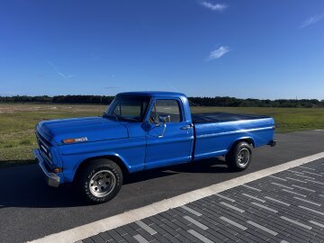 1971 Ford F100 2WD Regular Cab