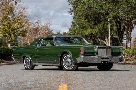 Photo 1 for 1971 Lincoln Continental
