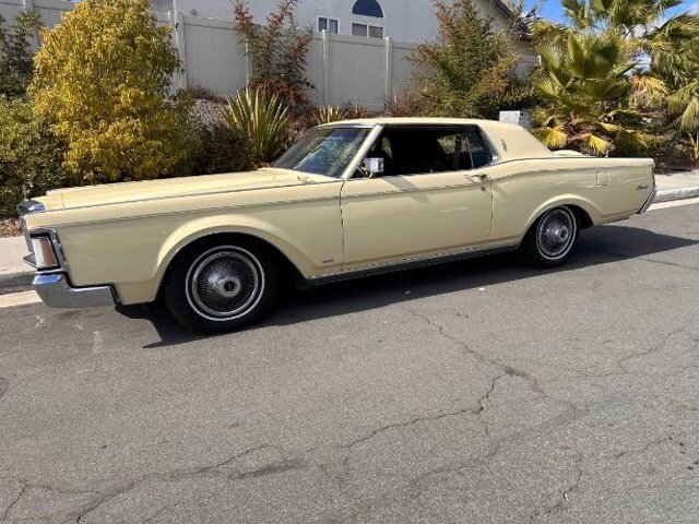 1971 Lincoln Continental