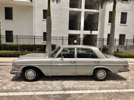 Photo 1 for 1971 Mercedes-Benz 280SE