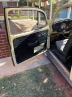 Thumbnail Photo 3 for 1971 Volkswagen Beetle