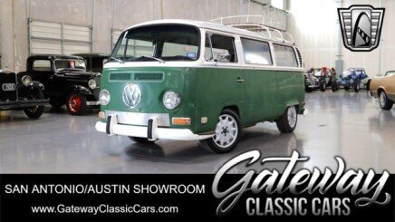 Photo 1 for 1971 Volkswagen Vans