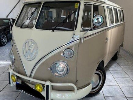 Photo 1 for 1971 Volkswagen Vans