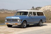 1972 Chevrolet Suburban 2WD