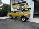 1972 Chevrolet Suburban 4WD 2500
