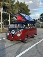 Thumbnail Photo 2 for 1972 Volkswagen Vans