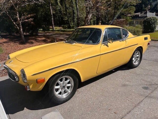 1972 Volvo P1800