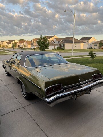 1973 Oldsmobile 88 Royale Sedan