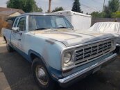 1974 Dodge D/W Truck