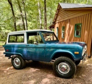 1974 Ford Bronco 2-Door