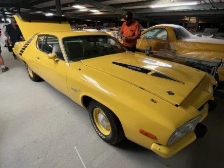 Photo 1 for 1974 Plymouth Roadrunner