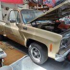 Thumbnail Photo 2 for 1975 Chevrolet C/K Truck