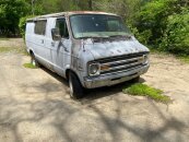 1975 Dodge B200