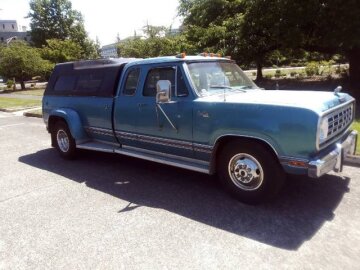 1975 Dodge D/W Truck