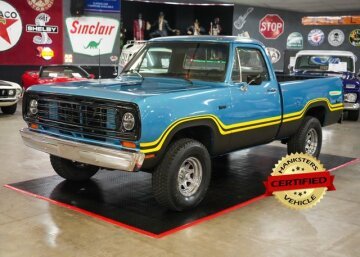 1975 Dodge D/W Truck