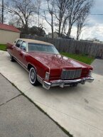 Thumbnail Photo 1 for 1975 Lincoln Continental Mark V