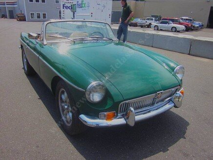 Photo 1 for 1975 MG MGB
