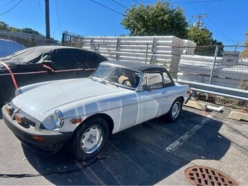 1975 MG MGB