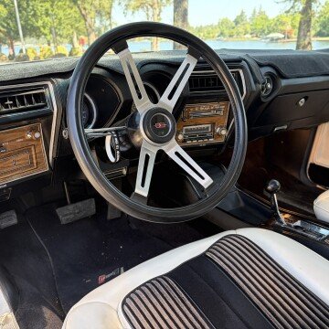1975 Oldsmobile Cutlass Supreme Hurst/Olds Coupe