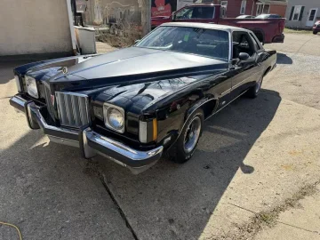 1975 Pontiac Grand Prix Coupe
