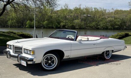 Photo 1 for 1975 Pontiac Grand Ville