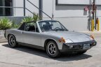 Thumbnail Photo 2 for 1975 Porsche 914