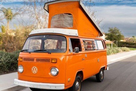 Photo 1 for 1975 Volkswagen Vans