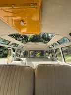 Thumbnail Photo 4 for 1975 Volkswagen Vans
