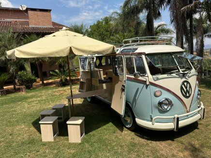 Photo 1 for 1975 Volkswagen Vans