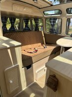 Thumbnail Photo 4 for 1975 Volkswagen Vans