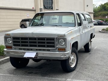 1976 Chevrolet Suburban 4WD