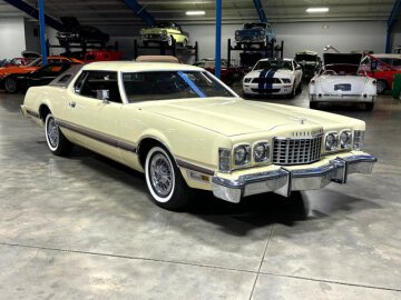 1976 Ford Thunderbird