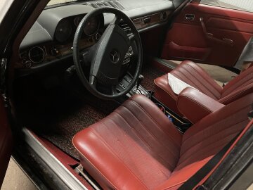 1976 Mercedes-Benz 300D Turbo
